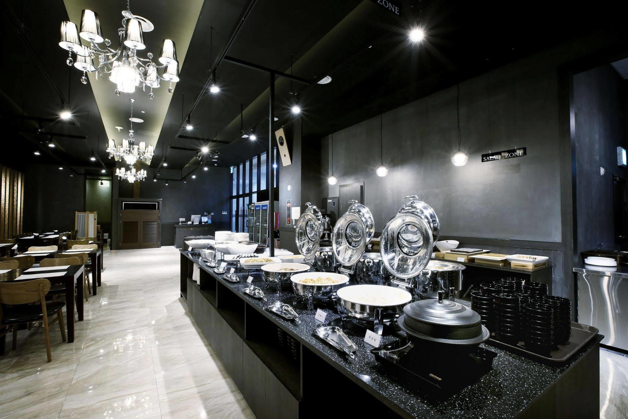 Golden City Hotel Dongdaemun Seoul Exterior foto